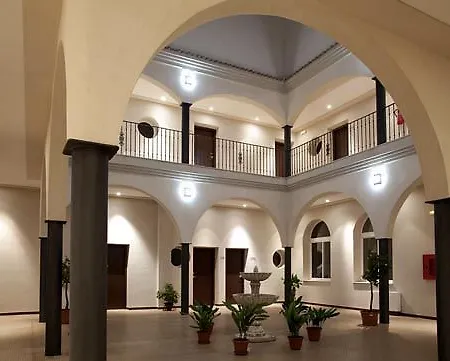 Hotel Ciudad Del Renacimiento 3*